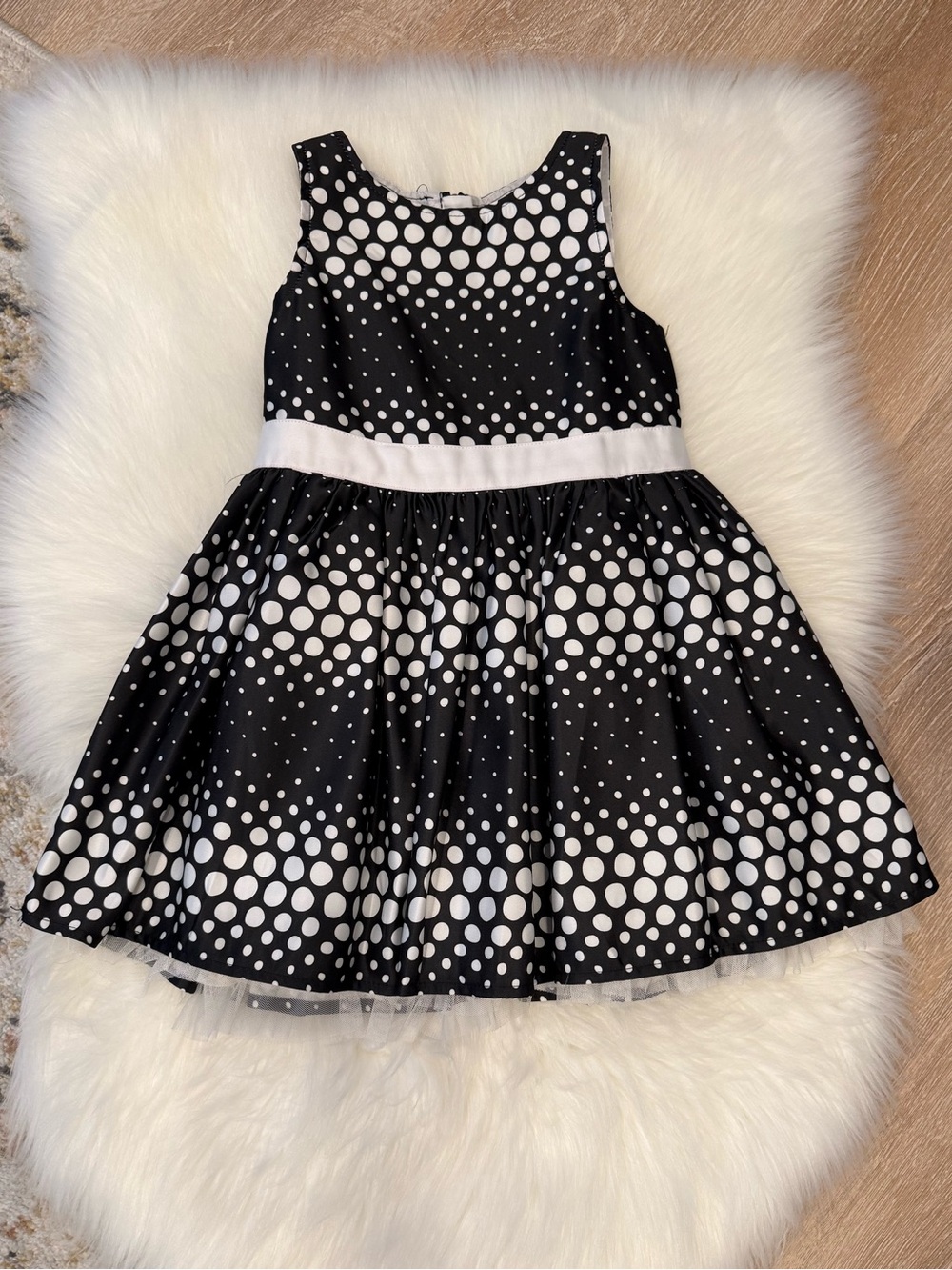 Genuine Kids by OshKosh black and white polka dot dress